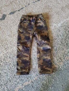 Cat & Jack Fleece-Lined Camo Pants 5T